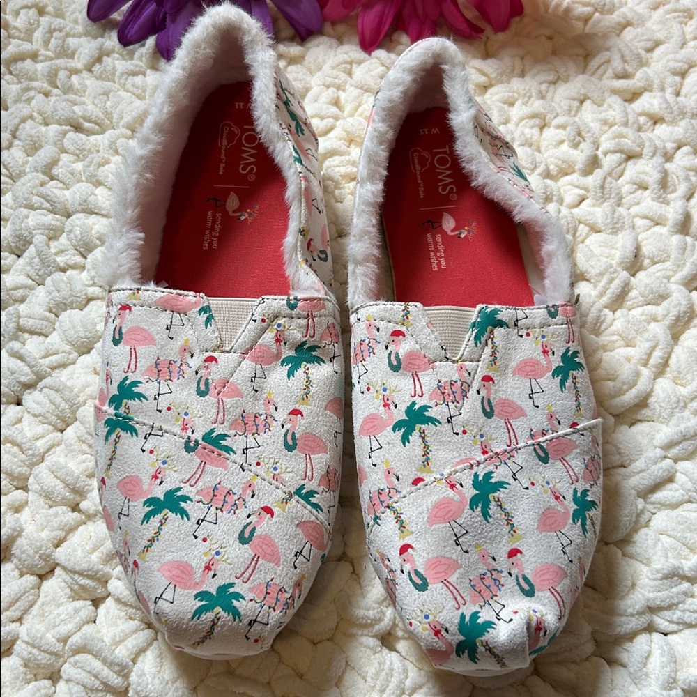 TOMS Women's Flamingo and Palm Print Flats - White, NWOT